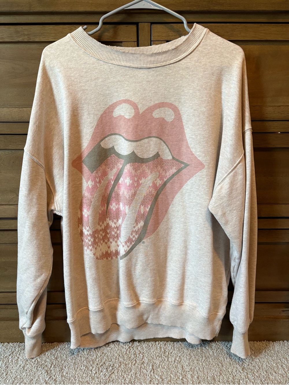 American Eagle Outfitters Women's Cream Crewneck Sweatshirt with Pink Graphic